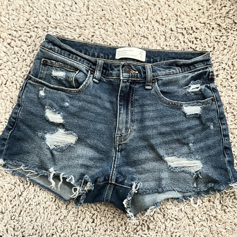 Abercrombie & Fitch Jeans Distressed Boyfriend Short 4R (27)